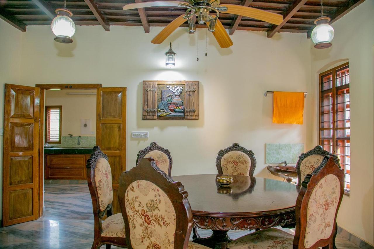 Trium Heritage Villa Chengannur Exterior foto